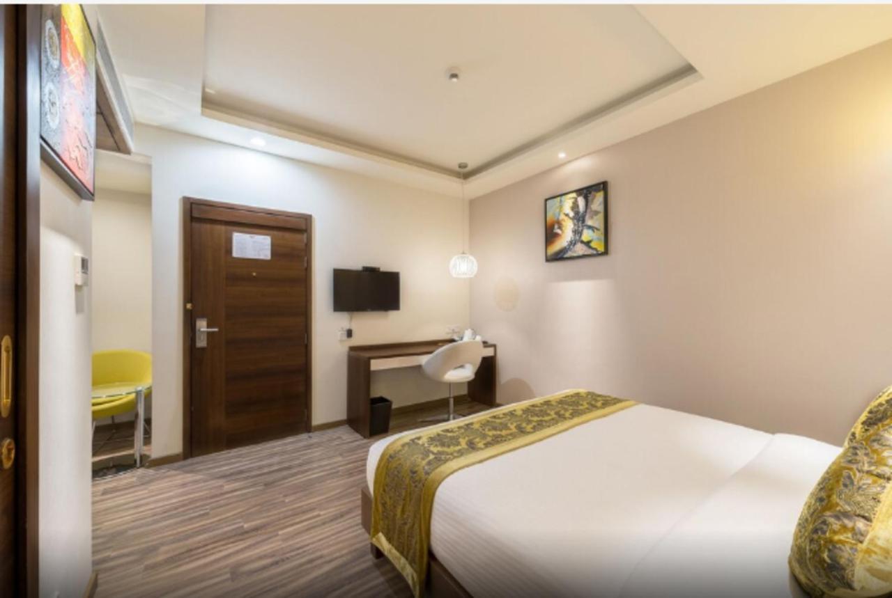 Jagadish Brigade Hotel Bangalore Luaran gambar