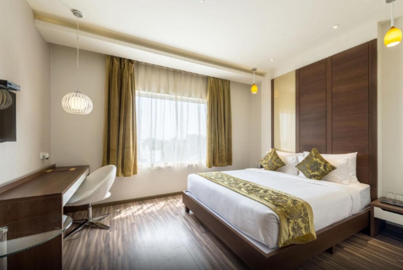 Jagadish Brigade Hotel Bangalore Luaran gambar